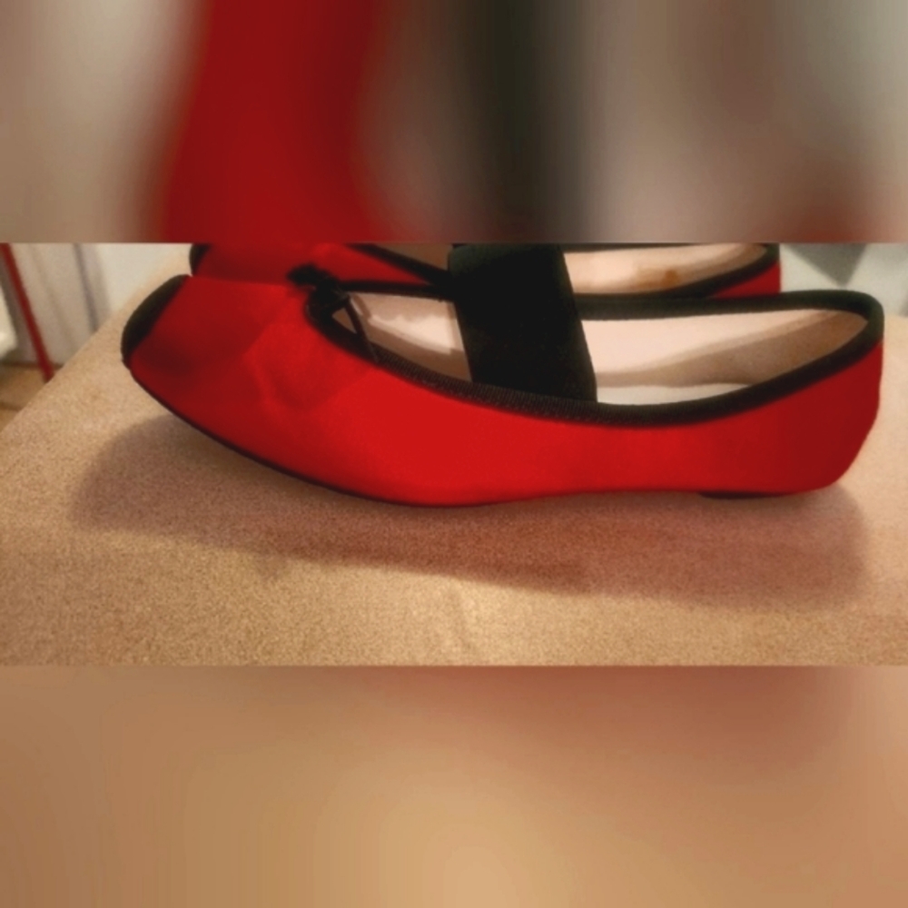 Repetto red satin and blk velvet trim ballerina flats - Picture 11 of 11